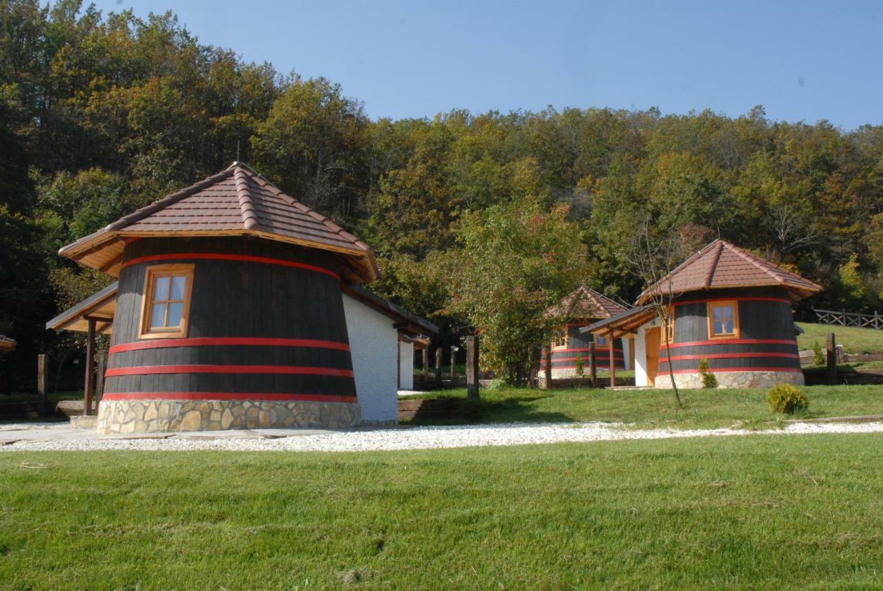 Hotel Eko Selo Kostunici Exterior foto